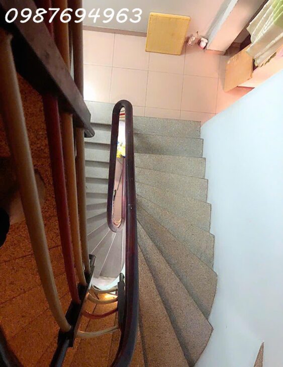 Q8 P4 Ô TÔ TRONG NHÀ, CÁCH AEONMAL 200M GẦN MẶT TIỀN 64M2 3.9x17M 3 TẦNG 5PN HẺM THÔNG 6M 6.xT