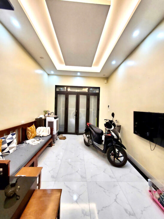 Nhà độc -cực hiếm 2 thoáng vĩnh viễn chỉ còn có sót lại tại Hào Nam – gần Giảng Võ – Chỉ có 6.8 tỷ