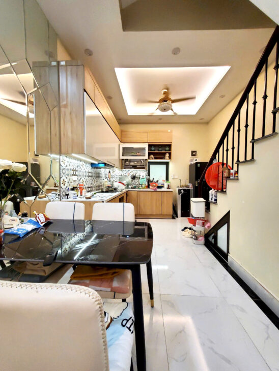 Nhà độc -cực hiếm 2 thoáng vĩnh viễn chỉ còn có sót lại tại Hào Nam – gần Giảng Võ – Chỉ có 6.8 tỷ