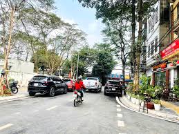 Bán 120m2 đất phân lô mặt ngõ Lê Quang Đạo Nam Từ Liêm 33,8 tỷ lô góc