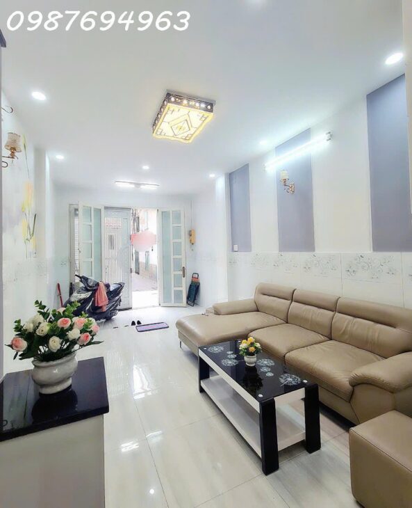 Q8 P2 NGUYỄN THỊ TẦN 3.7M SỔ VUÔNG 4 TẦNG 3PN NGAY CHỢ RẠCH ÔNG AEON MALL HẺM Ô TÔ THÔNG KDC ĐÔNG