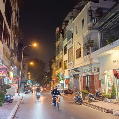 BÁN NHÀ PHỐ CỔ LÊ LỢI, VỊ TRÍ SIÊU ĐẮC ĐỊA, GIÁ ĐẦU TƯ BAO LỜI, 54m, 19.5 tỷ