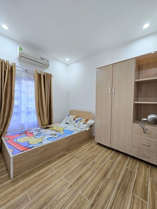 ♥ Nhà Góc Kiệt thẳng 30m ra Mặt Tiền Trần Cao Vân, 32m2, 2 tầng, 3PN, 2.2 tỷ