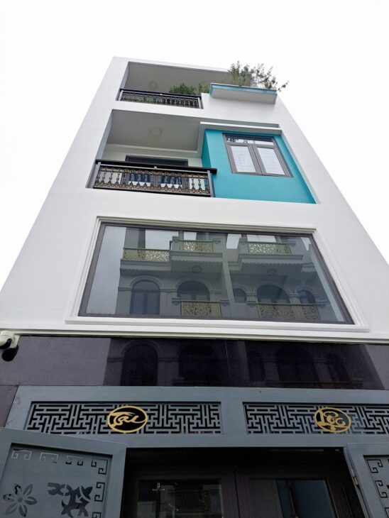 Nhà đẹp HXH Đồng Nai P2, Tân Bình, Sân vườn 4 Tầng 4x13m, 4,9 Tỷ TL