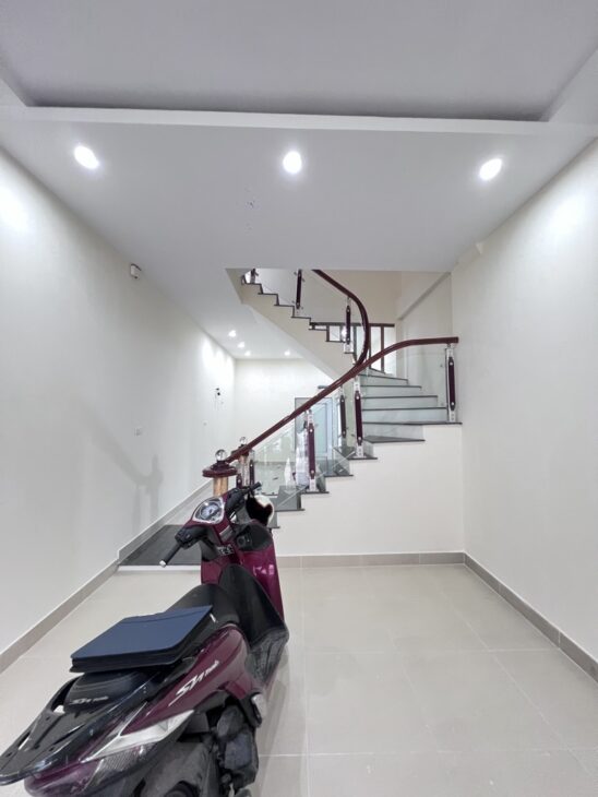 NHÀ ĐẸP CỔ NHUẾ 50M2X5T 8.5 TỶ – NGÕ THÔNG Ô TÔ – ĐÓN TẾT MỚI