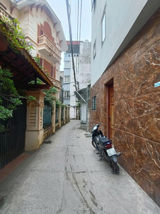 NHÀ ĐẸP ĐÓN TẾT- LÔ GÓC TRẦN CUNG – 34M2 X 5 TẦNG – NGÕ BA GÁC – 6.4 TỶ