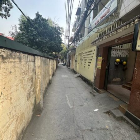 NHÀ ĐẸP PHỐ TRẦN CUNG – 38M2 X 5 TẦNG – 7.4 TỶ – CĂN GÓC 2 MẶT THOÁNG.