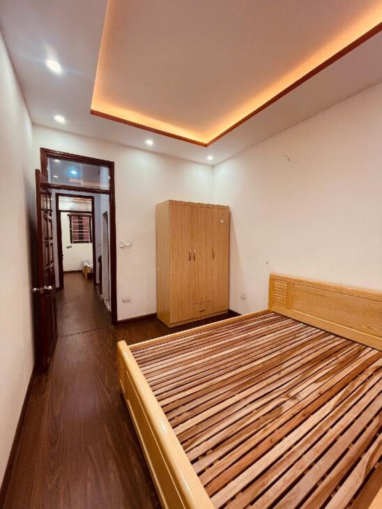 SIÊU HIẾM – NHÀ ĐẸP CẦU GIẤY 36M2 x 5 TẦNG – 7.5 TỶ – Ô TÔ – VỊ TRÍ ĐẮC ĐỊA