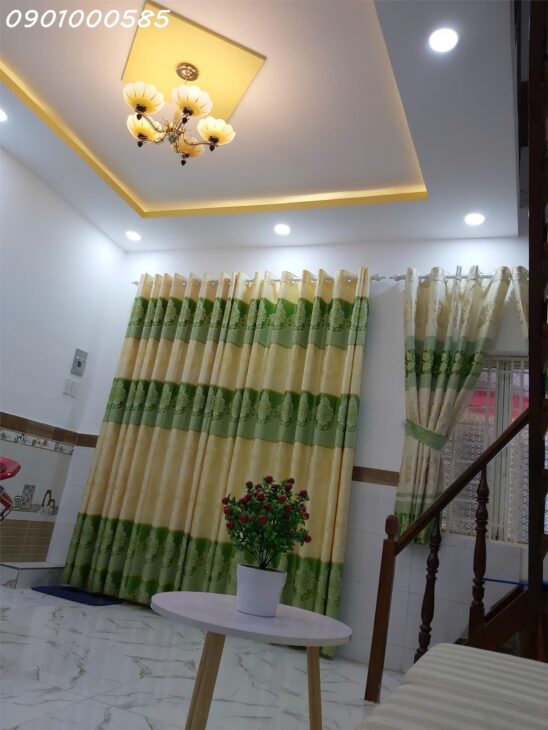NHÀ MỚI ĐẸP, GẦN ĐƯỜNG XE HƠI. 2 tầng, 28m2, 2PN, Thạnh Lộc 27, Q.12 – 2 tỷ 450 triệu.