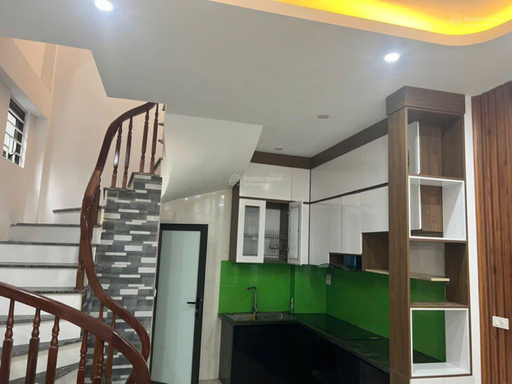 CHỦ CẮT LỖ – LÔ GÓC VĂN PHÚ – DT 31m2*5T – 2 MẶT THOÁNG – NGÕ 3 GÁC