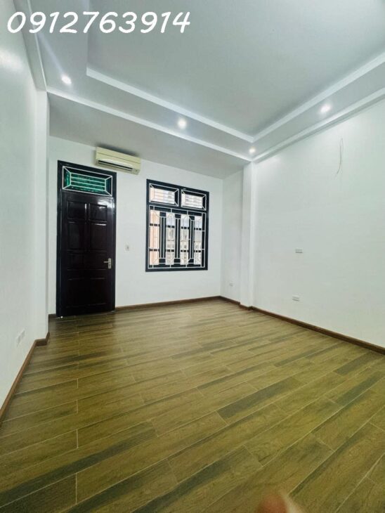 1 CĂN DUY NHẤT, 11.9 TỶ CÓ NGAY NHÀ LÁNG, 5T, 40M2, Ô TÔ 7 CHỖ ĐỖ CỬA