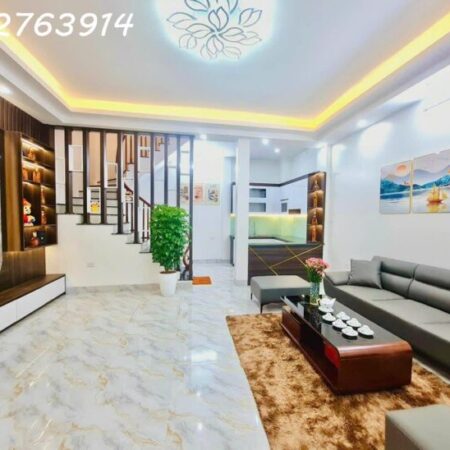 Siêu phẩm! Bán nhà Kim Mã, full nội thất VIP, 42m2, 5T, mặt tiền VIP 5,5m, chỉ 9.4 tỷ