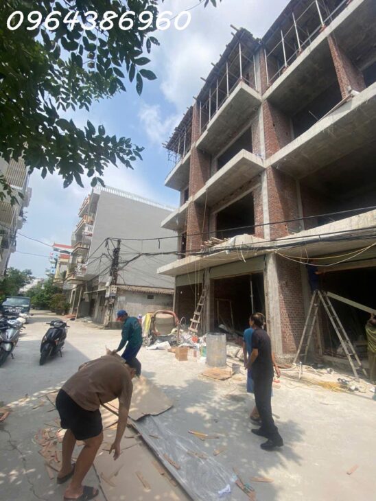 bán nhà 4 tầng mới ở ngay trung tâm Kì Bá gần ĐH y và BV đa khoa tỉnh