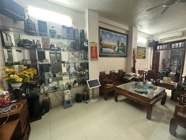 Bán Nhà Đẹp Kim Mã, Ba Đình 5 Tầng Dân Xây, Thang Máy, Nội Thất, 65m2 – 5m, 15.5 Tỷ