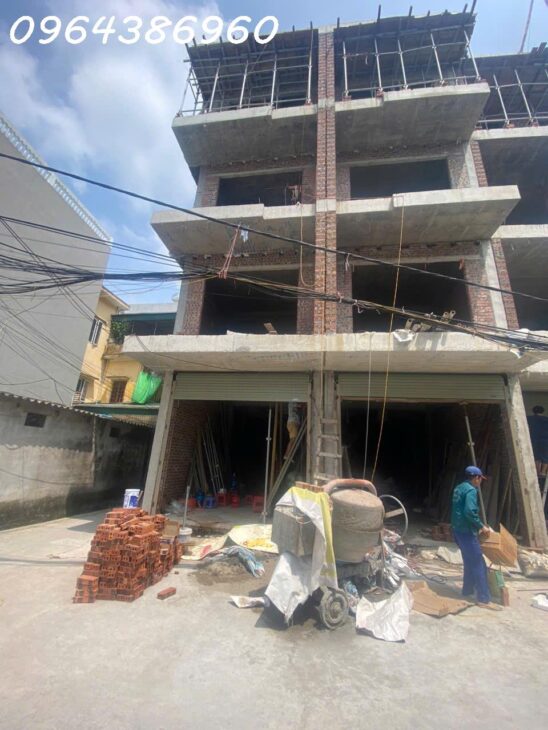 bán nhà 4 tầng mới ở ngay trung tâm Kì Bá gần ĐH y và BV đa khoa tỉnh