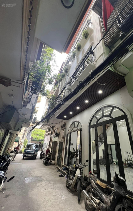 Siêu hiếm! Bán nhà Thịnh Hào 1, ngõ rộng 5m, oto đỗ cửa, KD VIP, 45m2, 4T, MT 6.5m, chỉ 10. X tỷ