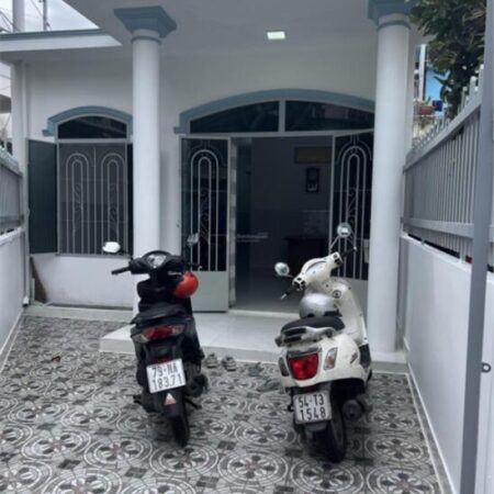 Nhanh tay nắm giữ căn nhà riêng trên Đường 2/4, Phường Vạn Thạnh, Nha Trang – giá 2,68 tỷ VND Nhanh tay nắm giữ căn nhà riêng trên Đường 2/4, Phường Vạn Thạnh, Nha Trang – giá 2,68 tỷ VND