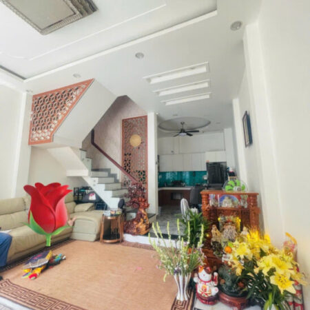 NHÀ ĐẸP VỊ TRÍ VIP TAM PHÚ – TAM HÀ – PHẠM VĂN ĐỒNG HẺM XE TẢI – 4 TẦNG ĐÚC – DT SÀN 208 M2 – GIÁ