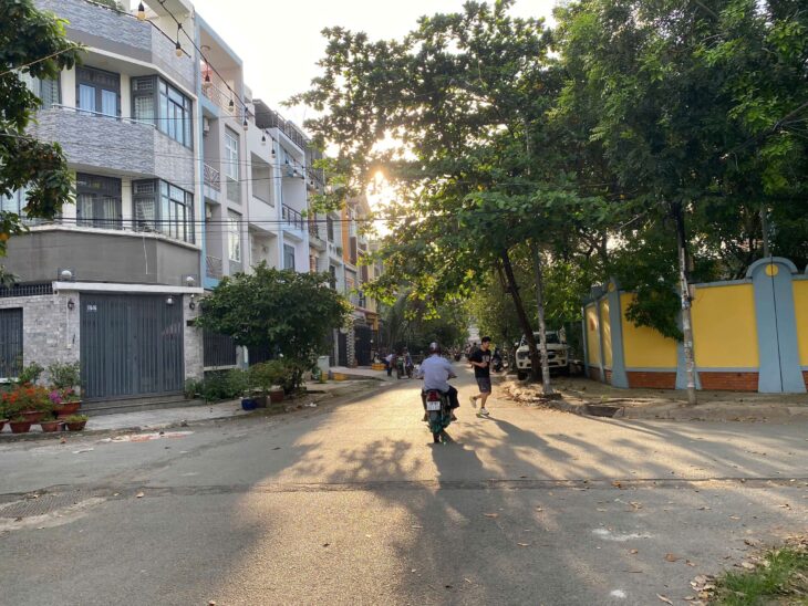 Bán Đất Bình Lợi, 6×20, View Sông Mát Mẻ, Xe Hơi Tới Nhà Nhỉnh 11 Tỉ