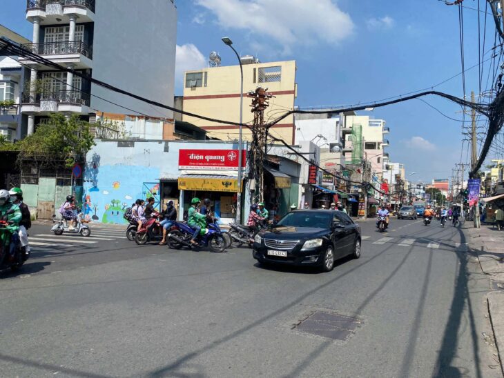 Bán Gấp Nhà Cấp 4, HXH Phan Văn Trị 100m2, Gần Emart Chỉ 5 Tỉ