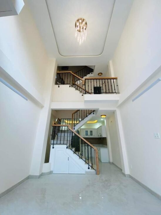 Bán CĂN HỘ DỊCH VỤ NGUYỄN VĂN ĐẬU – 4m x 12m – 7 phòng ngủ HXH.
