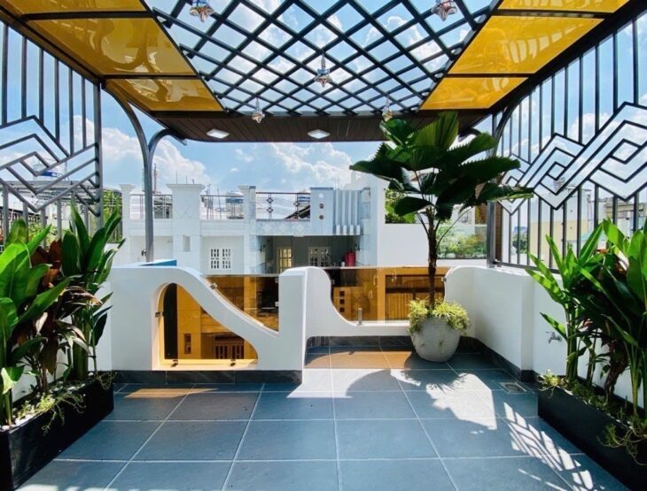 SIÊU PHẨM 5 TẦNG – XE HƠI NGỦ TRONG NHÀ – THANG MÁY XỊN XÒ – FULL NỘI THẤT – NHÀ THIẾT KẾ SIÊU