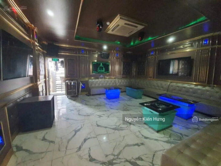 Cực hiếm – Nhà phố kinh doanh – Đường Hoàng Quốc Việt 205m2 62 tỷ