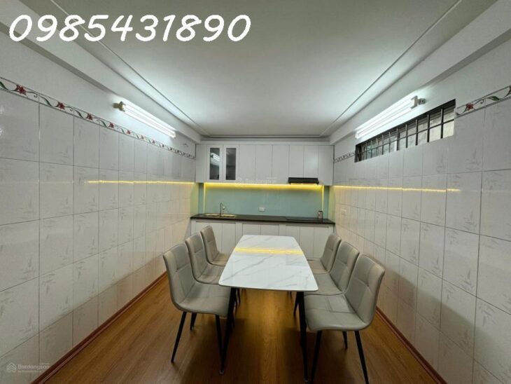 Bán nhà DT 55m2 cực rộng, Định Công, HMai, HN