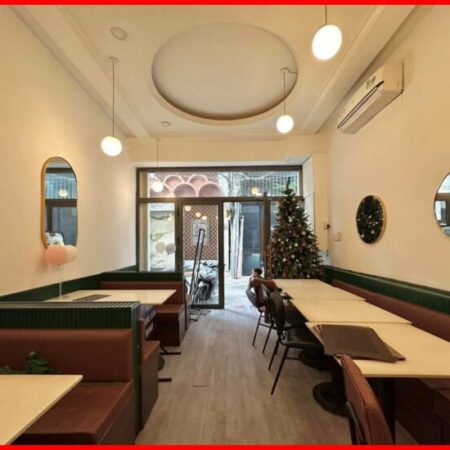 Cho thuê Nhà 2 Tầng Hoàn kiếm, gần Nhà Hát Lớn,33m2, MT 3,5m ô tô đỗ, Tiện lợi kinh doanh