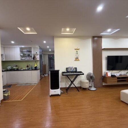 CHUNG CƯ 2 PHÒNG NGỦ – 2 VỆ SINH – MẶT PHỐ YÊN HÒA – NHẬN NHÀ Ở NGAY