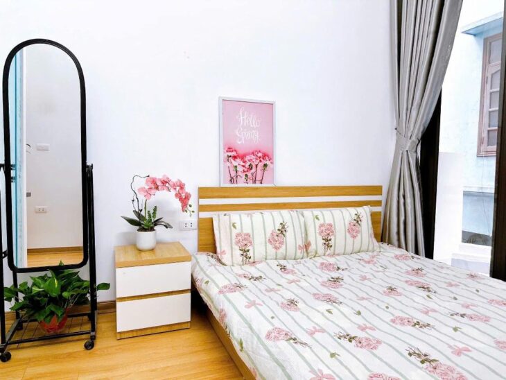 CẦU GIẤY – SIÊU PHẨM DÒNG TIỀN 40M2, 5 TẦNG – NGÕ 3 GÁC – PHÂN LÔ- KHU VỰC NHIỀU KHÁCH THUÊ