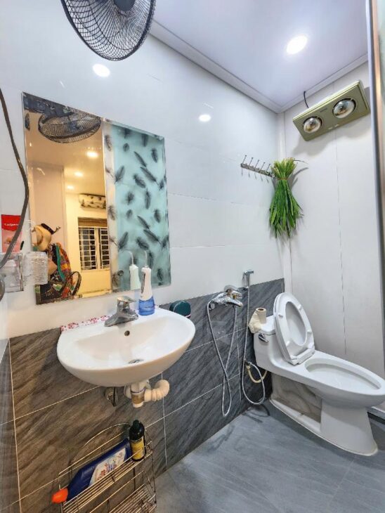 SIÊU PHẨM TẬP THỂ – LÔ GÓC 3 THOÁNG- ĐẸP NHƯ CHUNG CƯ