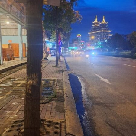 Bán nhà mặt tiền 25x40m giá 75 tỷ Đường Hà Huy Giáp, Thạnh Lộc, Quận 12