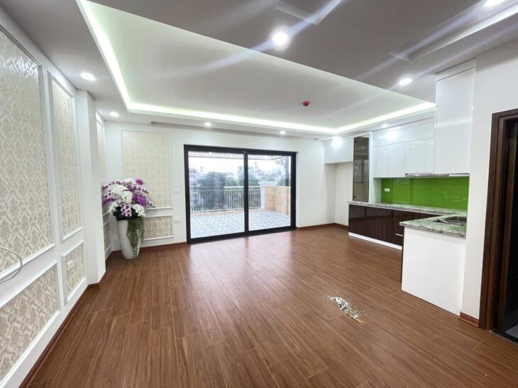 MẶT PHỐ QUẬN CẦU GIẤY – 8 TẦNG – THÔNG SÀN – THANG MÁY – KINH DOANH ĐỈNH – NHỈNH 33 TỶ