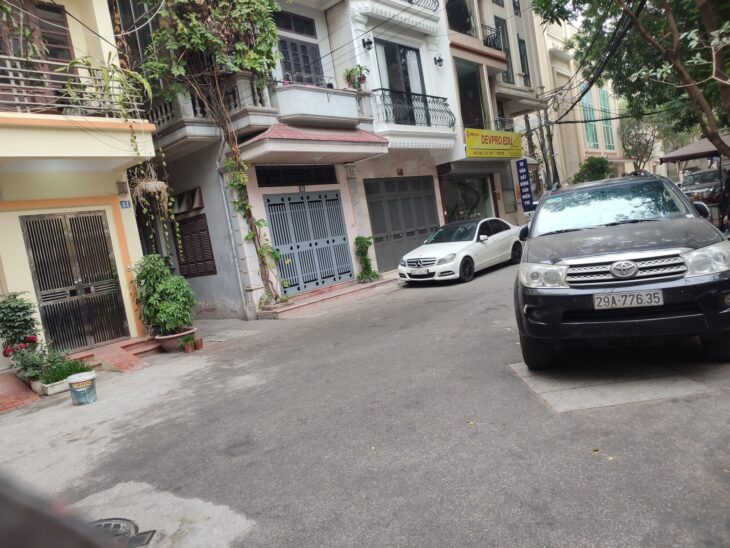 MAI DỊCH – CẦU GIẤY – Ô TÔ CHẠY VÒNG QUANH – DÂN TRÍ CAO – AN SINH ĐỈNH – NHỈNH 15 TỶ