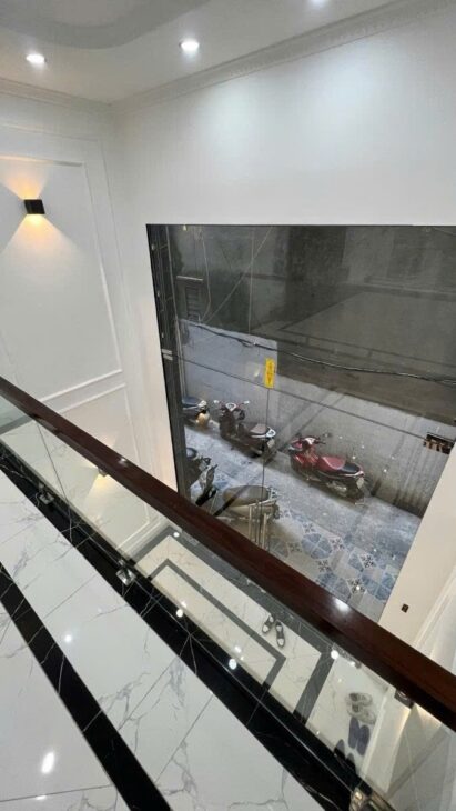 NGÔ SỸ LIÊN – ĐỐNG ĐA – 15M RA MẶT PHỐ- NGÕ THÔNG- THANG MÁY – NHỈNH 11 TỶ