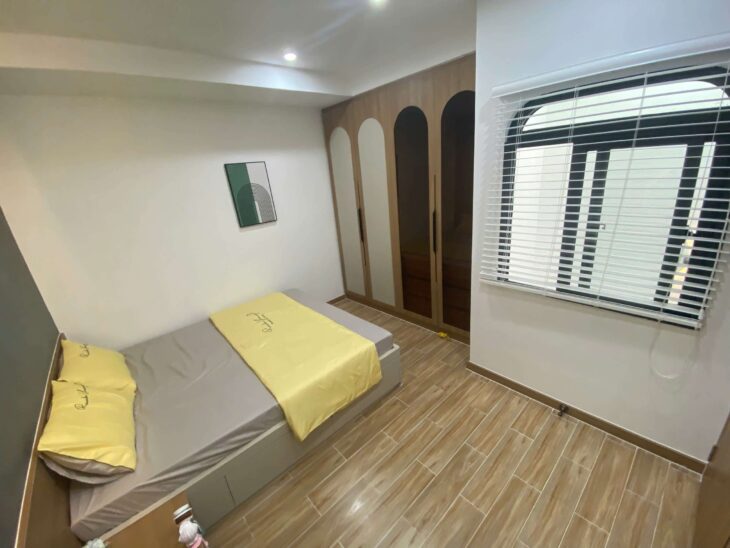 Bán Nhà sát HXH Nguyễn Văn Đậu, 2 Tầng 3 PN, Mới Ở Ngay Hơn 5 Tỉ