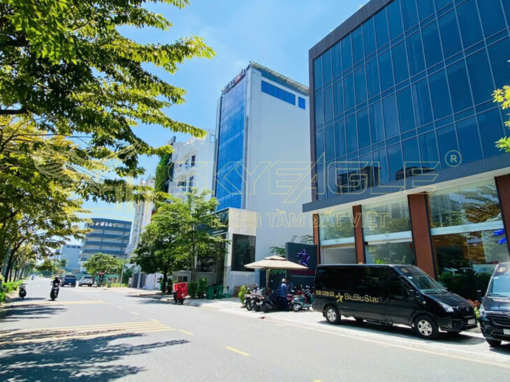 BÁN GẤP NHÀ PHỐ, DIỆN TÍCH 888.3m² GIÁ 70 TỶ – HOTLINE: 0984.388.599