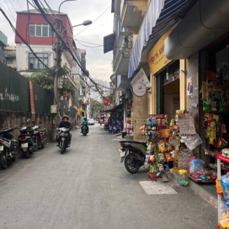 Bán nhà Tập thể thuốc lá Thăng Long – Nguyễn Trãi giá 3.25 tỷ, diện tích 60m2, tầng 1, mặt tiền 5m Bán nhà Tập thể thuốc lá Thăng Long – Nguyễn Trãi giá 3.25 tỷ, diện tích 60m2, tầng 1, mặt tiền 5m