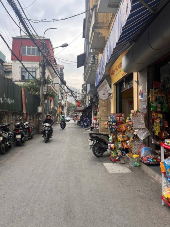 Bán nhà Tập thể thuốc lá Thăng Long – Nguyễn Trãi giá 3.25 tỷ, diện tích 60m2, tầng 1, mặt tiền 5m