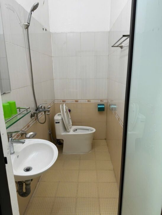 Bán nhà rẻ nhất khu vực Kim Giang, Thanh Trì, 3 bước ô tô ra phố, 4T, DTSD 40m2, 6.4 tỷ