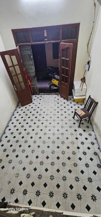 CƠ HỘI VÀNG CHO CÁC NHÀ ĐẦU TƯ- LẠC LONG QUÂN – 35M2 X 3 TẦNG – Ô TÔ TRÁNH – 6 TỶ