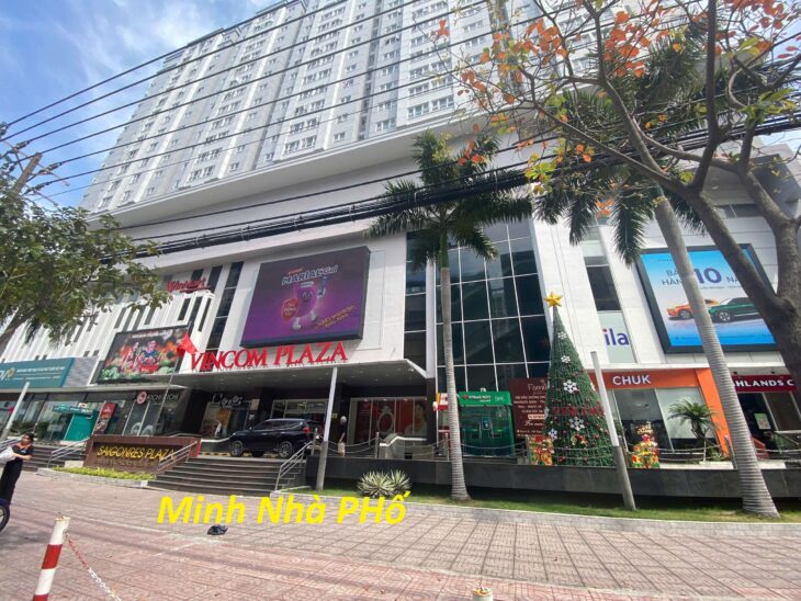 Bán Nhà Lô Góc Nguyễn Xí 80m2, 2 Tầng, Gần Vincom Chỉ 6.5 Tỉ