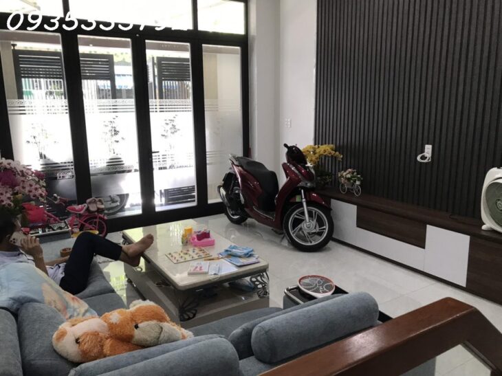 1- Bán gấp nhà cạnh MT Nguyễn Đức An, Sơn Trà, 80m2, 3 Tầng, 4PN , Giá chi 7,7 tỷ TLCC
