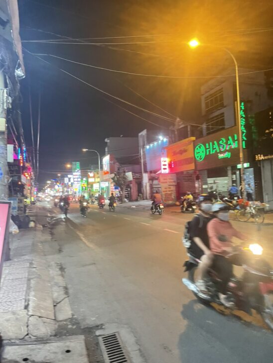 BÁN NHÀ MẶT TIỀN ĐƯỜNG NGUYỄN ẢNH THỦ,8x25m giá 25 tỷ TL, Q12