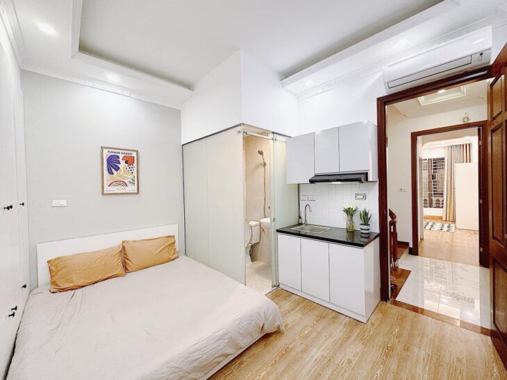 Chung cư mini Ngọc Lâm-Nguyễn Văn Cừ, 115m x 7 tầng, mặt tiền 6.5m, 18 phòng khép kín, dòng tiền