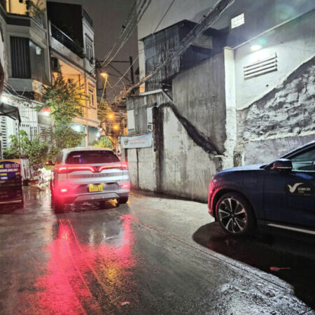 SÁT MẶT TIỀN ĐƯỜNG XE HƠI Q4 DIỆN TÍCH SD 144M2 = 3 TẤM MỚI DƯỚI 9 TỶ