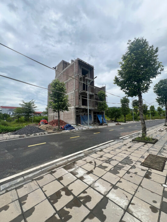 Cần tiền cần bán gấp lô 90m2 vị trí siêu đẹp Thị Xã Lương Sơn