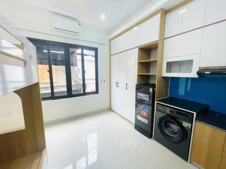 Bán Nhà Dòng Tiền ngõ thông rộng gần phố DT73m 7 tầng 15p doanh thu 90 triệu / tháng giá 20 tỷ