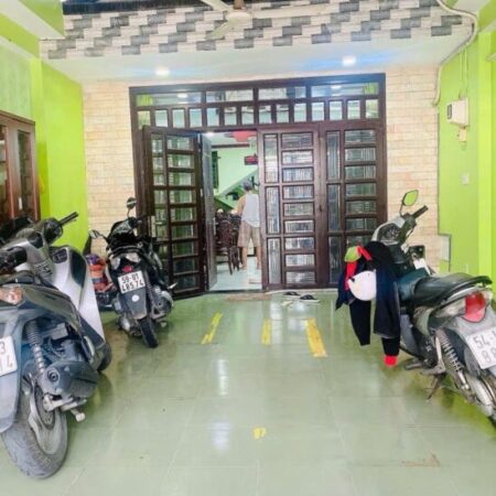 Nhà 3 tầng MT đường ĐHT06, phường THT, Q12, dt 122m2 (5,1mx24m) Đường 10m. Giá 7,3Tỷ Nhà 3 tầng MT đường ĐHT06, phường THT, Q12, dt 122m2 (5,1mx24m) Đường 10m. Giá 7,3Tỷ